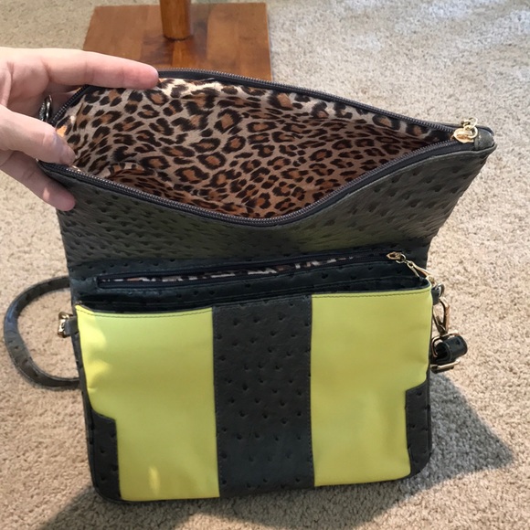 Funky crossbody/clutch Bag! - Picture 3 of 8